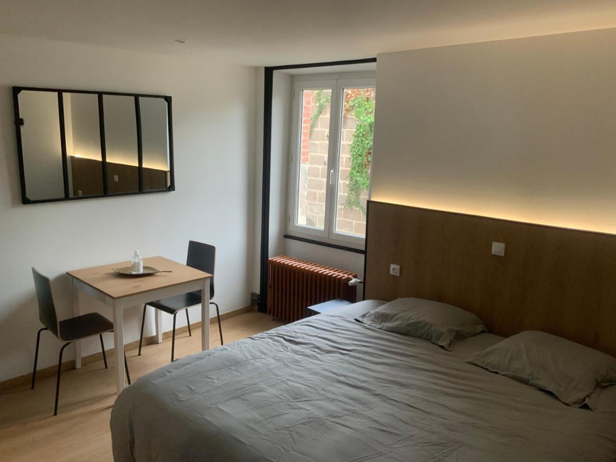 Au Coeur De La Apartment